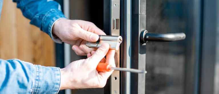 Commercial Locksmith Monterey Park